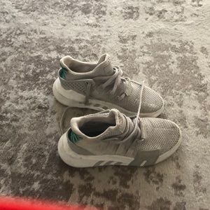 Adidas kids sneakers white and grey with green